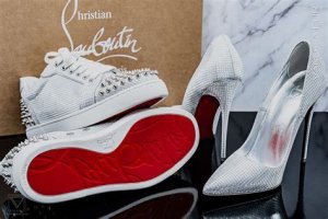 Christian Louboutin So Kate Silver