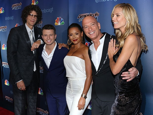 Howard Stern, Mat Franco, Melanie Brown, Howie Mendel and Heidi Klum pose for photos at the "America&rsquo;s Got Talent" finale