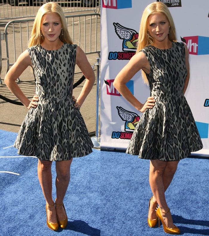 Brittany Snow rocking&nbsp;a Camilla and Marc sleeveless dress featuring a flared skirt