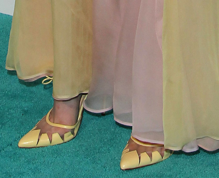 Elle Fanning's yellow Bionda Castana &ldquo;Lana&rdquo; pumps