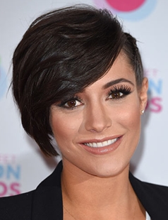 Frankie Bridge Body Measurements Height Weight Bra Size Age Vital Stats