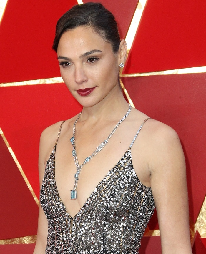 Gal Gadot wearing a silver and blue diamond statement Tiffany & Co. necklace