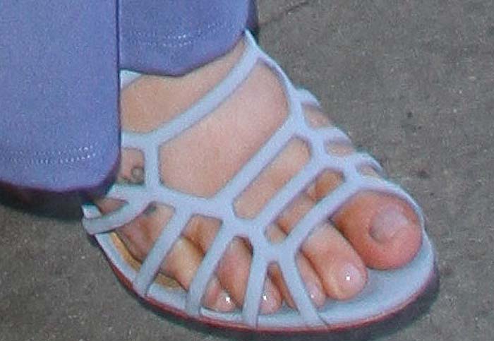 Iggy Azalea's feet in&nbsp;Schutz "Juliana" cage sandals