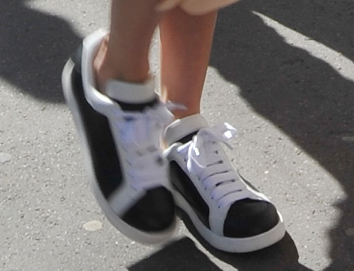 Kendall Jenner loves her See By Chlo&eacute; two-tone sneakers