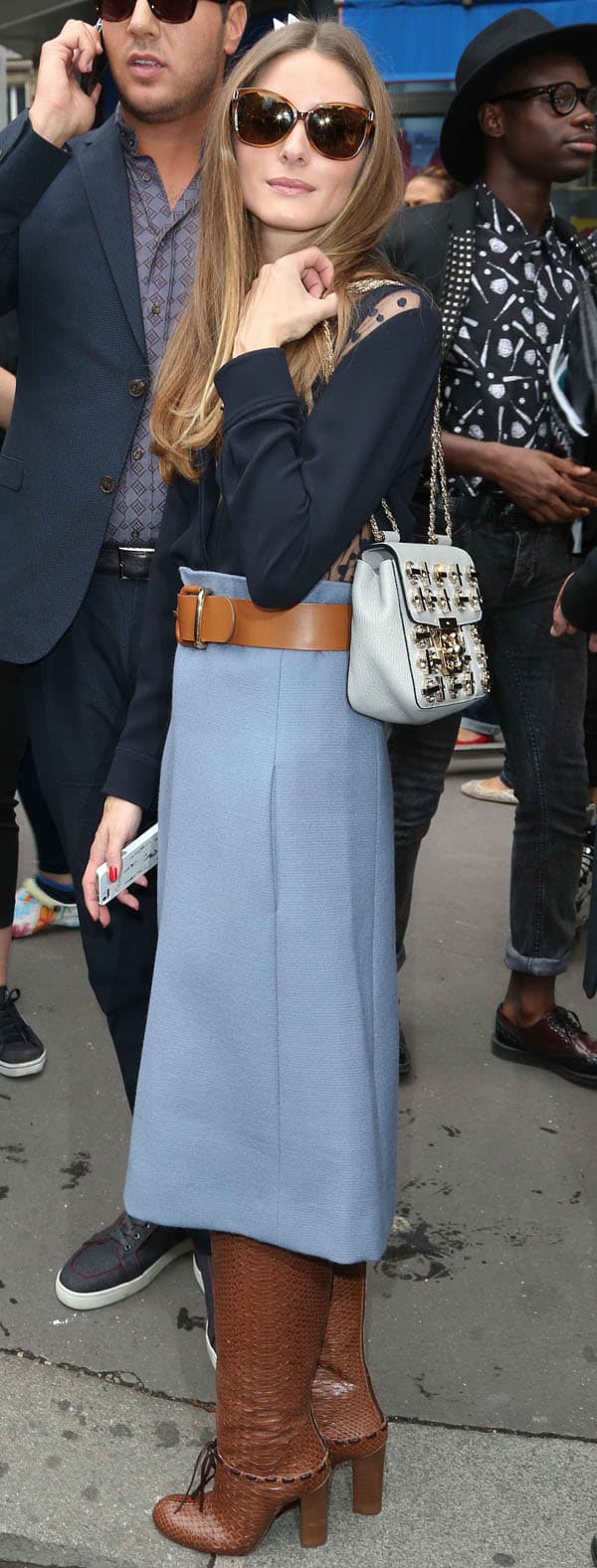 Adding a touch of sparkle, Olivia Palermo carries a white Chlo&eacute; Elsie crystal-embellished bag