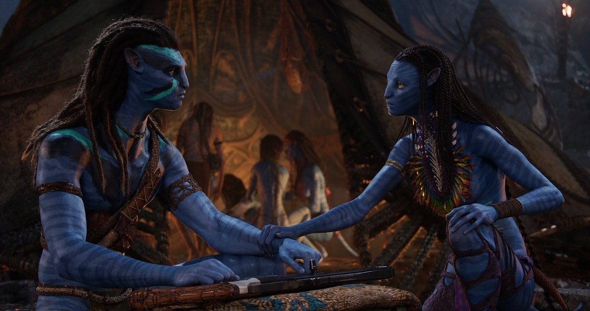 Sam Worthington as Jake Sully and Zoe Salda&ntilde;a as Neytiri in the upcoming epic science fiction film Avatar: The Way of Water