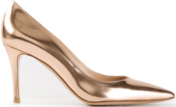 Gianvito Rossi Pointed-Toe Pumps in Gold