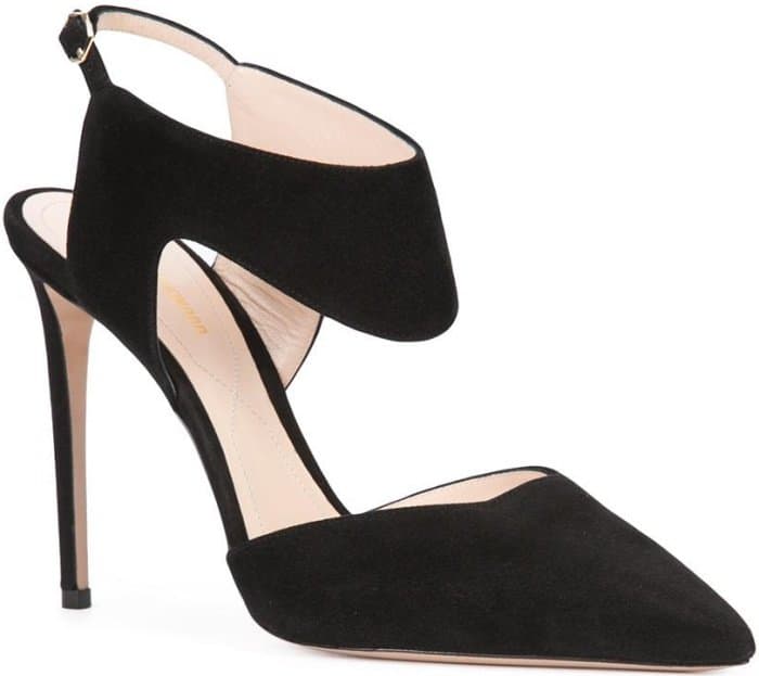 Nicholas Kirkwood &ldquo;Leda&rdquo; Pumps in Black Suede